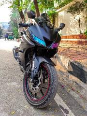 YAMAHA R15 V3